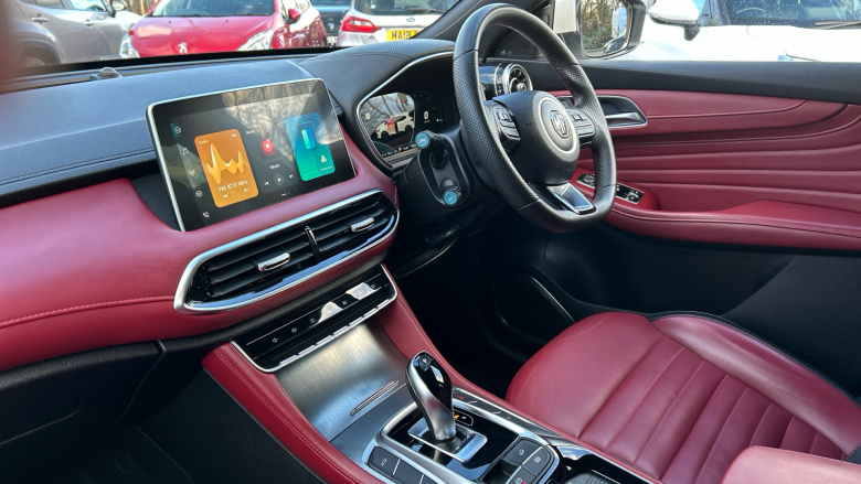 MG HS 1.5 T-GDI PHEV Trophy 5dr Auto Hatchback